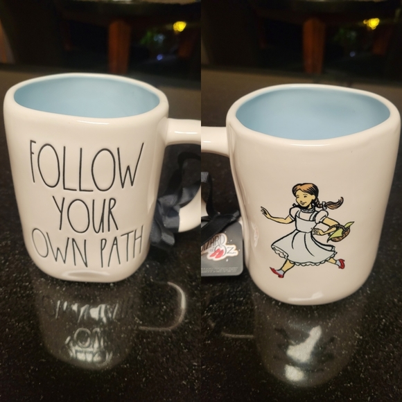 👠Rae Dunn Wizard of Oz Mug - Picture 1 of 5